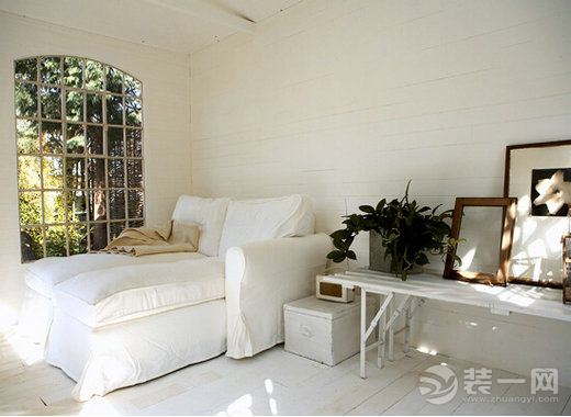 实木地板铺出花样 多款北欧风卧室设计