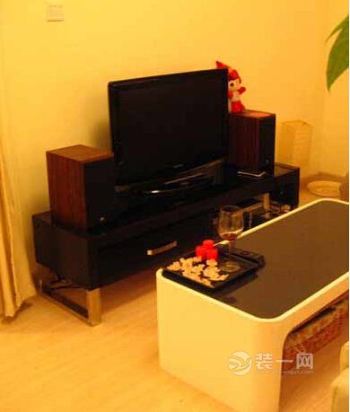 邵阳田园风格客厅电视装修效果图