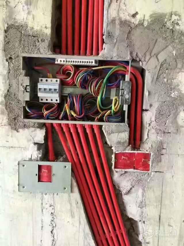 武汉美臣维度全案设计装饰公司160平水电改造 武汉美臣维度全案设计装饰公司160平水电改造